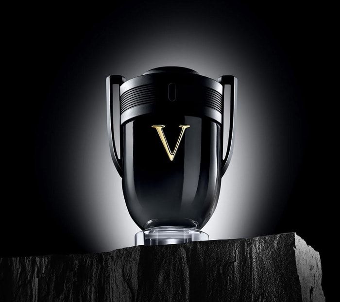 Shop Paco Rabanne Invictus Victory EDP for Men, 50 mL / 100 mL. Fresh, woody, long-lasting luxury fragrance. Free shipping over LKR 6,000 at Arodrops. Limited stock!
